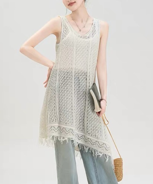 gossip!ロサンゼルス(ゴシップロサンゼルス)の「裾フリンジ かぎ編みシアーワンピース(ワンピース・レディース・ホワイト/ブラック・FREE)」の2枚目の写真
