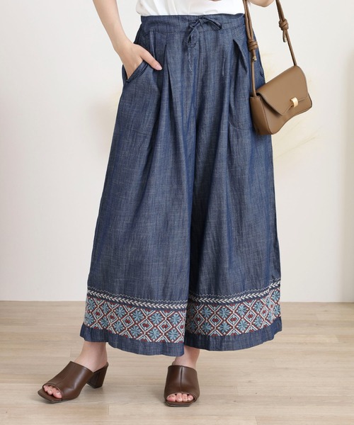 エイプリールフール限定値下げ　miho umezawa デニムコクーンパンツ デニム刺繍パンツ（その他パンツ）｜MOTO（モト）のファッション