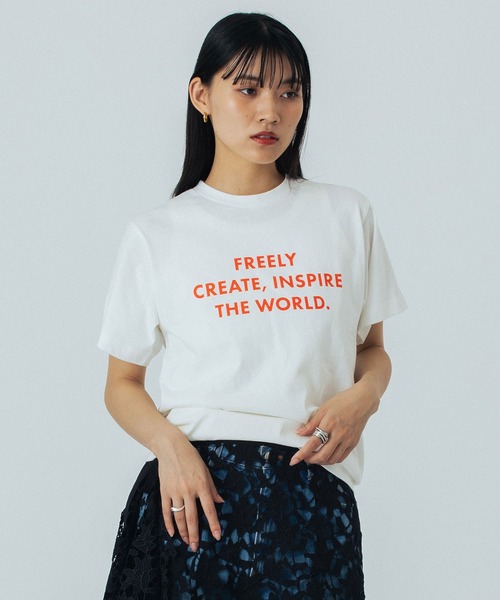 ROSE BUD(ローズバッド)の「LOGO S/S TEE(Tシャツ/カットソー・レディース・ライトブルー/オフホワイト/ブラウン/ピンク・ONE SIZE)」の5枚目の写真