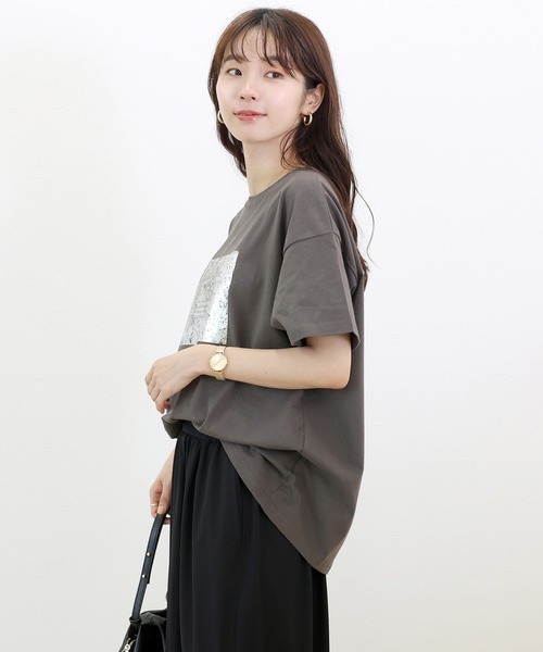 Aletta vita（アレッタビータ）の「箔プリント半袖カットソー（Tシャツ/カットソー・レディース・チャコール/オフホワイト・FREE）」の10枚目の写真