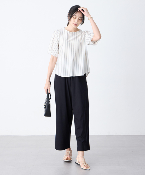 A/C DESIGN BY ALPHA CUBIC(エーシーデザインバイアルファキュービック)の「ワイドストレートパンツ【接触冷感・UVカット】(その他パンツ・レディース・ブラック/ライトグレー・M/L)」の4枚目の写真