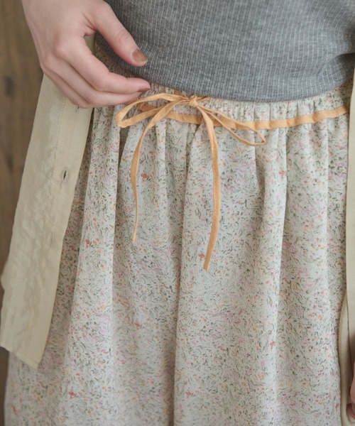 Crisp(クリスプ)の「ボタニカルシフォンパンツ(その他パンツ・レディース・ブルー/オレンジ・FREE)」の2枚目の写真