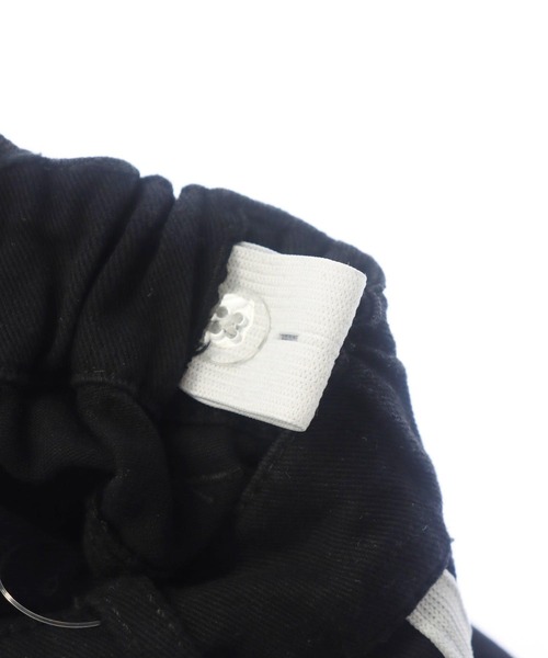 ANAP kids(アナップキッズ)の「サイドライン サロペット【ジュニアお揃い】(サロペット/オーバーオール・キッズ・ブラック/ライトブルー・110cm/120cm/130cm)」の4枚目の写真