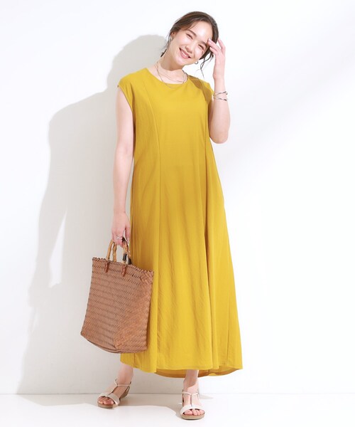DRESKIP（ドレスキップ）の「【S-LL/ひんやり】切替ラインですっきりと 1枚で着られるロングワンピース（ワンピース・レディース・ブルー系その他/イエロー/ブラック・01/04/03/02）」の4枚目の写真