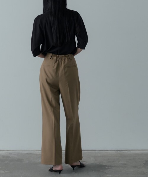 GALLEST（ギャレスト）の「ボトルネックブラウス（シャツ/ブラウス・レディース・サックスブルー/ブラック/ホワイト・38）」の9枚目の写真