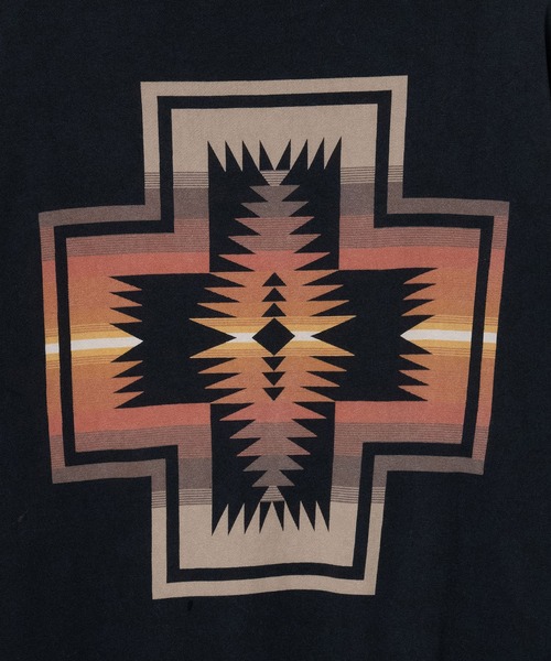 PENDLETON(ペンドルトン)の「PENDLETON/ペンドルトン ロングスリーブ バックプリント スウェット(スウェット・メンズ・チャコールグレー/ライトグレー/ブラック・MEDIUM/LARGE)」の8枚目の写真