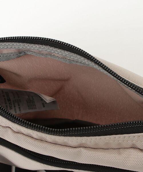 CHUMS（チャムス）の「【CHUMS】Recycle Shoulder Pouch（ショルダーバッグ・レディース・その他2/その他1/ネイビー/ブラック/その他3・FREE）」の19枚目の写真