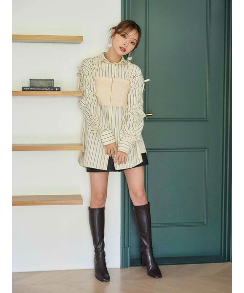 MERCURYDUO（マーキュリーデュオ）の「シャーリングZIPビスチェセットシャツ（シャツ/ブラウス・レディース・オフホワイト/ピンク/イエロー・FREE）」の9枚目の写真