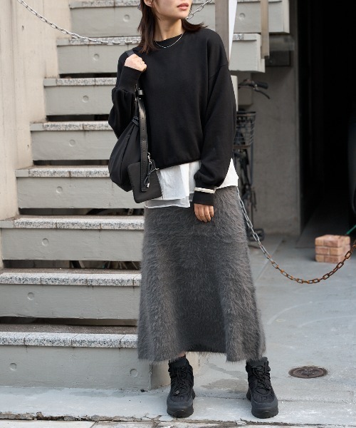 TRIANGLE PALETTE（トライアングルパレット）の「シャギーニットスカート /セットアップ対応（スカート・レディース・ブラック/アイボリー/ダークグレー・FREE）」の9枚目の写真