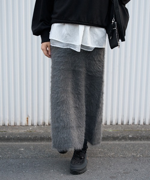 TRIANGLE PALETTE（トライアングルパレット）の「シャギーニットスカート /セットアップ対応（スカート・レディース・ブラック/アイボリー/ダークグレー・FREE）」の10枚目の写真