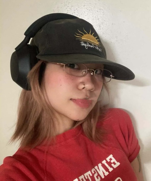 LA VORAGINE（ラ ヴォラジネ）の「ロゴベースボールキャップ　帽子（キャップ・レディース・アイボリー/グレー/レッド/キャメル・FREE）」の9枚目の写真