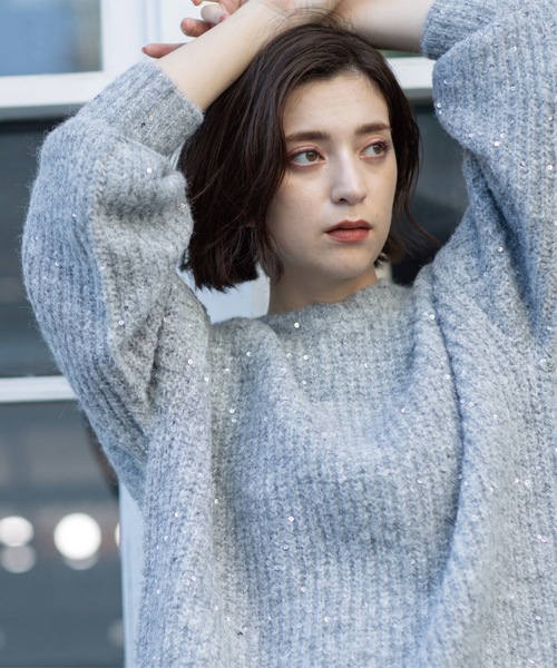 OPAQUE.CLIP(オペークドットクリップ)の「オーバーサイズ スパンコールニット(ニット/セーター・レディース・アイボリー系5/グレー系4/ブラック系5/ピンク系その他・00)」の5枚目の写真