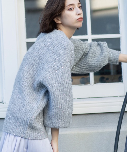 OPAQUE.CLIP(オペークドットクリップ)の「オーバーサイズ スパンコールニット(ニット/セーター・レディース・アイボリー系5/グレー系4/ブラック系5/ピンク系その他・00)」の8枚目の写真