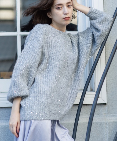 OPAQUE.CLIP(オペークドットクリップ)の「オーバーサイズ スパンコールニット(ニット/セーター・レディース・アイボリー系5/グレー系4/ブラック系5/ピンク系その他・00)」の9枚目の写真
