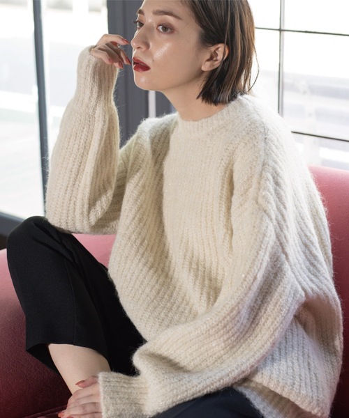 OPAQUE.CLIP(オペークドットクリップ)の「オーバーサイズ スパンコールニット(ニット/セーター・レディース・アイボリー系5/グレー系4/ブラック系5/ピンク系その他・00)」の18枚目の写真