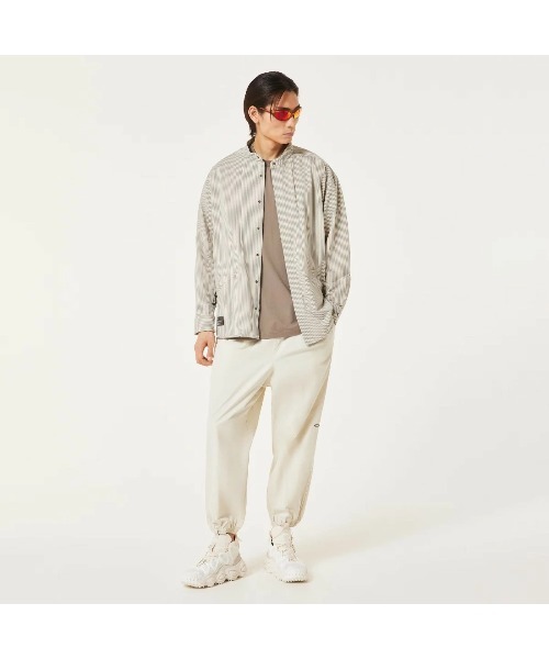 OAKLEY(オークリー)の「OAKLEY Fgl Fuel LS Shirts 5.7(オークリー FGL フューエル ロングスリーブ シャツ 5.7)(シャツ/ブラウス・メンズ・ブラウン系/ホワイト系・SMALL/MEDIUM/LARGE)」の2枚目の写真