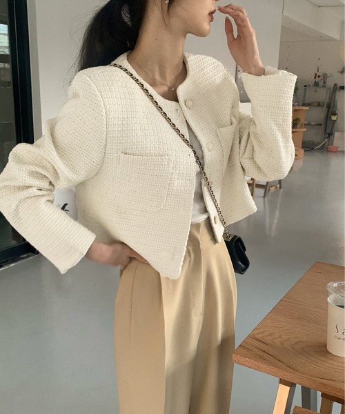 LAFFMO(ラフモ)の「ノーカラーツイードショートジャケット(その他アウター・レディース・アイボリー/ブラック・F)」の10枚目の写真