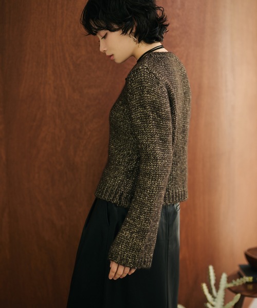 LAULEN（ローレン）の「glitter melange low gauge knit /クルーネックメランジニットプルオーバー（ニット/セーター・レディース・ベージュ/ブラウン・FREE）」の6枚目の写真