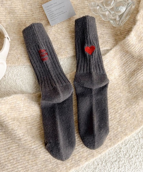 バック刺繍ソックス（ソックス/靴下）｜Vipoa（ヴィポア）の