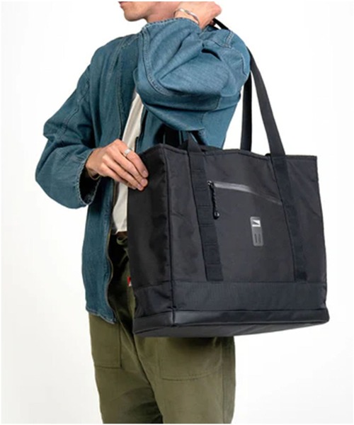 LANDER(ランダ―)の「LANDER / TECH TOTE 30L(トートバッグ・メンズ・ブラック・FREE)」の4枚目の写真