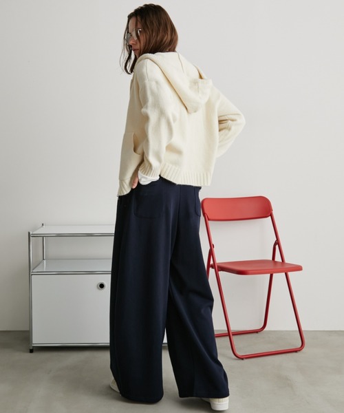 Auntie Rosa Holiday（アンティローザホリデー）の「タックワイドスウェットパンツ / サイズ展開あり（スウェットパンツ・レディース・ブラック/ライトグレー/ネイビー・SMALL/MEDIUM）」の12枚目の写真