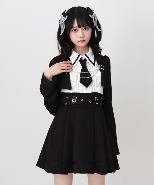 ジャケット風チェーンネクタイベルトプリーツワンピース（ワンピース