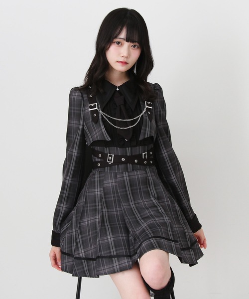 ジャケット風チェーンネクタイベルトプリーツワンピース（ワンピース