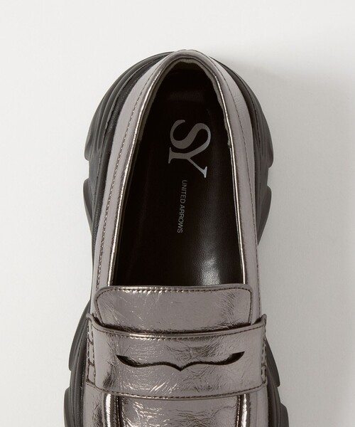 SY UNITED ARROWS(シーユナイテッドアローズ)の「<SY> スポーツローファー フラット65↑(ローファー・レディース・シルバー/ブラック/ダークブラウン・22.5cm/23cm/23.5cm/24cm/24.5cm/25cm)」の9枚目の写真