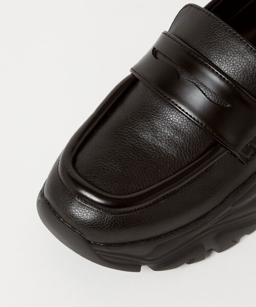 SY UNITED ARROWS(シーユナイテッドアローズ)の「<SY> スポーツローファー フラット65↑(ローファー・レディース・シルバー/ブラック/ダークブラウン・22.5cm/23cm/23.5cm/24cm/24.5cm/25cm)」の13枚目の写真