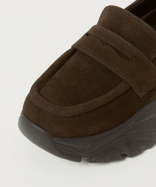 SY UNITED ARROWS(シーユナイテッドアローズ)の「<SY> スポーツローファー フラット65↑(ローファー・レディース・シルバー/ブラック/ダークブラウン・22.5cm/23cm/23.5cm/24cm/24.5cm/25cm)」の16枚目の写真