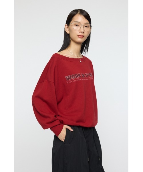 MOUSSY（マウジー）の「OFF SHOULDER LOGO SWEAT プルオーバー（スウェット・レディース・バーガンディー/杢グレー/ネイビー・FREE）」の8枚目の写真