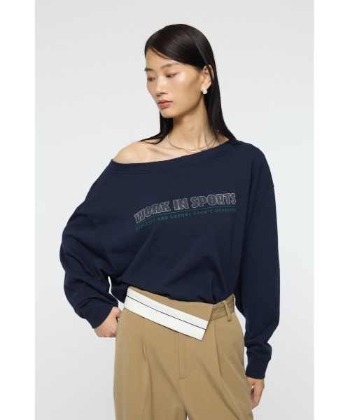 MOUSSY（マウジー）の「OFF SHOULDER LOGO SWEAT プルオーバー（スウェット・レディース・バーガンディー/杢グレー/ネイビー・FREE）」の14枚目の写真