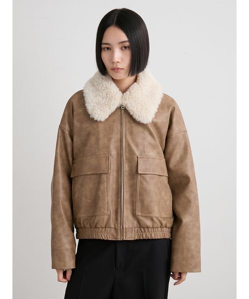 MIESROHE(ミースロエ)の「ファー衿ショートブルゾン(ブルゾン・レディース・ベージュ/ブラック・F)」の1枚目の写真