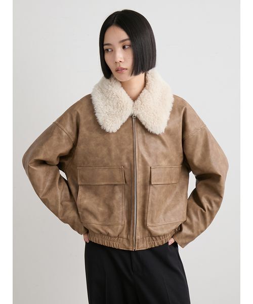 MIESROHE(ミースロエ)の「ファー衿ショートブルゾン(ブルゾン・レディース・ベージュ/ブラック・F)」の3枚目の写真