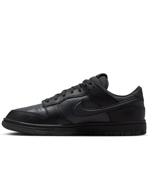 NIKE（ナイキ）の「NIKE Dunk Low Gore-Tex（ナイキ ダンク LOW GTX）（スニーカー・メンズ・ブラック系/ブラック系1・25cm/25.5cm/26cm/26.5cm/27cm/27.5cm/28cm/28.5cm/29cm）」の4枚目の写真