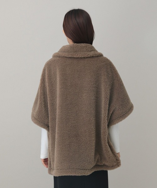 GLOBAL WORK(グローバルワーク)の「フワモコボアポンチョ/603322(ポンチョ・レディース・グレイッシュベージュ/ダークブラウン/チャコールグレー・FREE)」の18枚目の写真