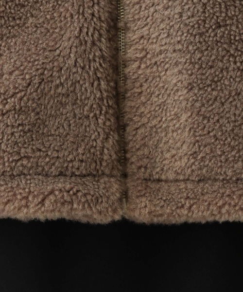 GLOBAL WORK(グローバルワーク)の「フワモコボアポンチョ/603322(ポンチョ・レディース・グレイッシュベージュ/ダークブラウン/チャコールグレー・FREE)」の11枚目の写真