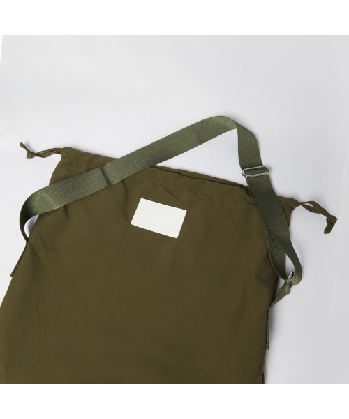 THE GREEN LAB（ザグリーンラボ）の「軽量ストリングフォルダブルショルダークロスバッグ[カーキ]（メッセンジャーバッグ・レディース・その他・FREE）」の14枚目の写真