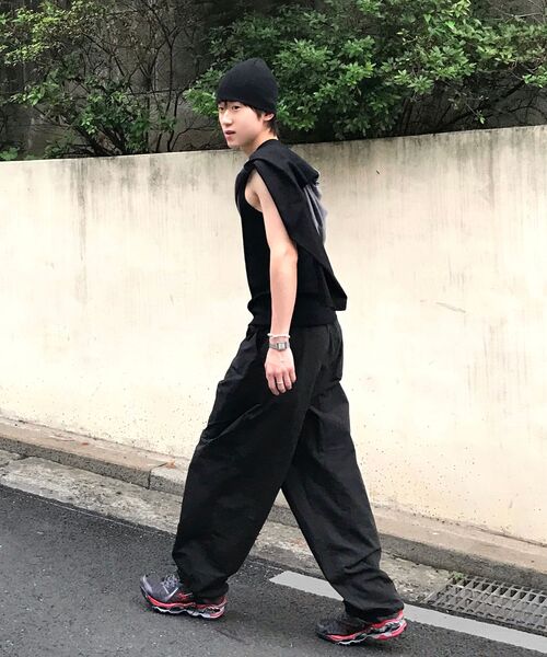 XERO（ゼロ）の「Nylon Deep One Tuck String Pants [New 3 Colors]（スウェットパンツ・メンズ・ライトグレー/チャコール/ダークブラック・LARGE/MEDIUM/X-LARGE）」の18枚目の写真