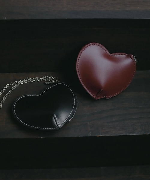 MANOF（マノフ）の「YAHKI×MANOF HEART POUCH（ポーチ・レディース・バーガンディー/ブラック・F）」の3枚目の写真