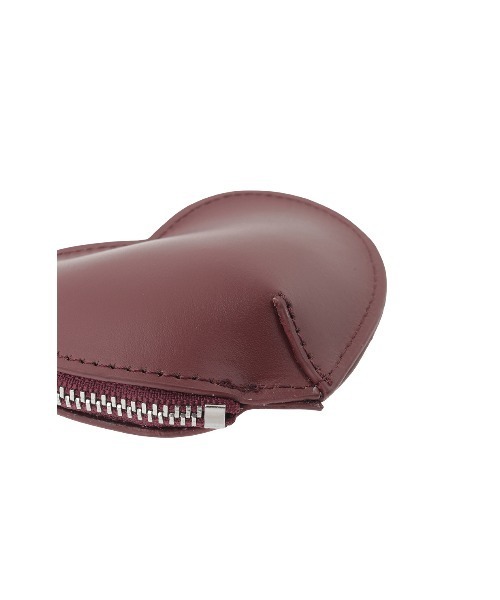 MANOF（マノフ）の「YAHKI×MANOF HEART POUCH（ポーチ・レディース・バーガンディー/ブラック・F）」の6枚目の写真