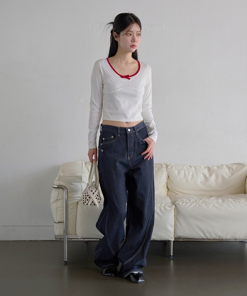 UNE MANSION(ユヌマンション)の「ネックラインバイカラー&リボンデザインクロップド丈ちびTシャツ長袖カットソー(Tシャツ/カットソー・レディース・ブラック/クリーム/ホワイト・FREE)」の7枚目の写真