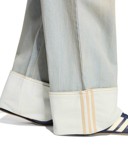 adidas(アディダス)の「adidas VINTAGE WIDE LEG JEANS / アディダス ヴィンテージ ワイド レッグ ジーンズ(デニムパンツ・レディース・ライトブルー・25inch/26inch/27inch)」の4枚目の写真