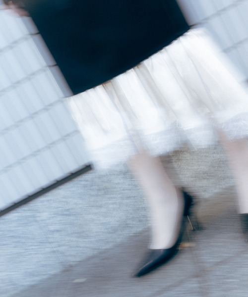 Carmelo(カーメロ)の「Lingerie Tailored Midi Skirt / ランジェリーレイヤードスカート(スカート・レディース・グレー/ブラック・38/36)」の5枚目の写真