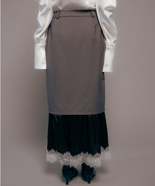 Carmelo(カーメロ)の「Lingerie Tailored Midi Skirt / ランジェリーレイヤードスカート(スカート・レディース・グレー/ブラック・38/36)」の8枚目の写真