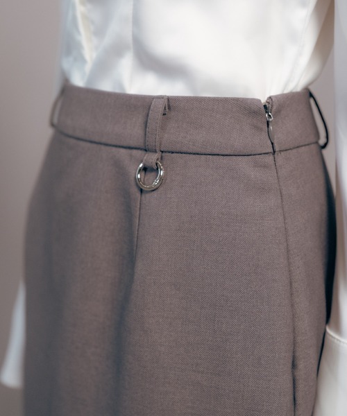 Carmelo(カーメロ)の「Lingerie Tailored Midi Skirt / ランジェリーレイヤードスカート(スカート・レディース・グレー/ブラック・38/36)」の11枚目の写真