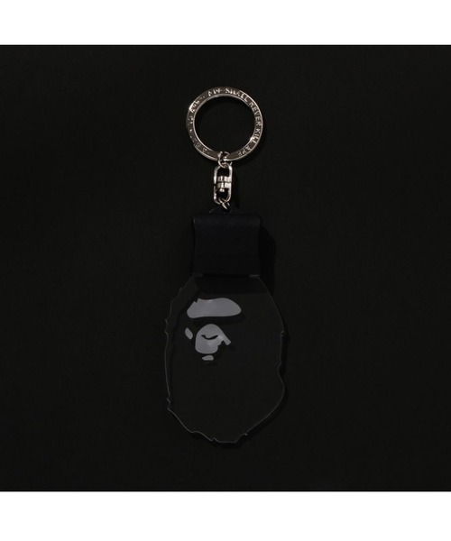 A BATHING APE（アベイシングエイプ）の「APE HEAD LED KEYCHAIN（キーホルダー・メンズ・クリア・FREE）」の2枚目の写真