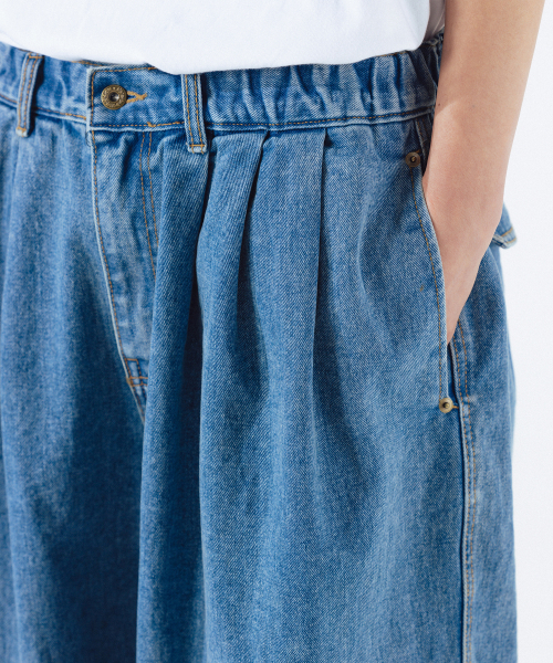 ANGLAN（アングラン）の「Stone Vintage Denim Balloon Pants - Light Blue（デニムパンツ・メンズ・スカイブルー・FREE）」の5枚目の写真