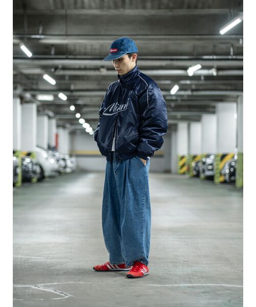 ANGLAN(アングラン)の「Stone Vintage Denim Balloon Pants - Light Blue(デニムパンツ・メンズ・スカイブルー・FREE/1/2)」の19枚目の写真