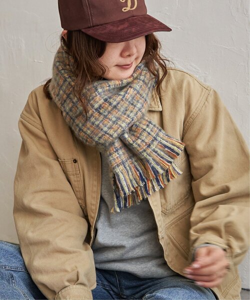 LBC（エルビーシー）の「MIX織 細幅マフラー（マフラー・レディース・グリーン/ネイビー/レッド・FREE）」の4枚目の写真